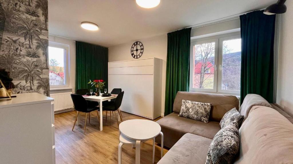 Apartamenty Izerskie Gorska 8 - Blisko Park I Dom Zdrojowy Oraz Wyjscie Na Sky Walk Swieradow-Zdroj Luaran gambar